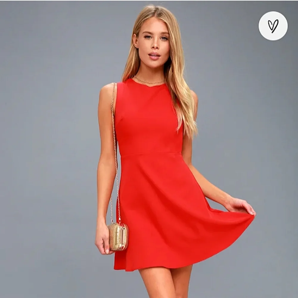 LuLu's Flirt and Flair Red Backless Mini Skater Dress Size Medium EUC - Picture 2 of 13